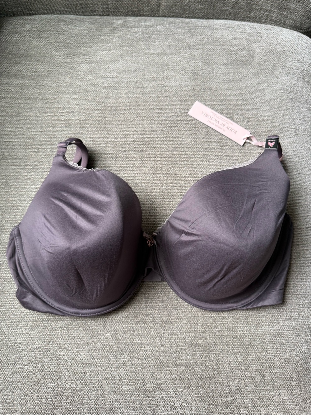Body by Victoria Secret Bra 36DDD
